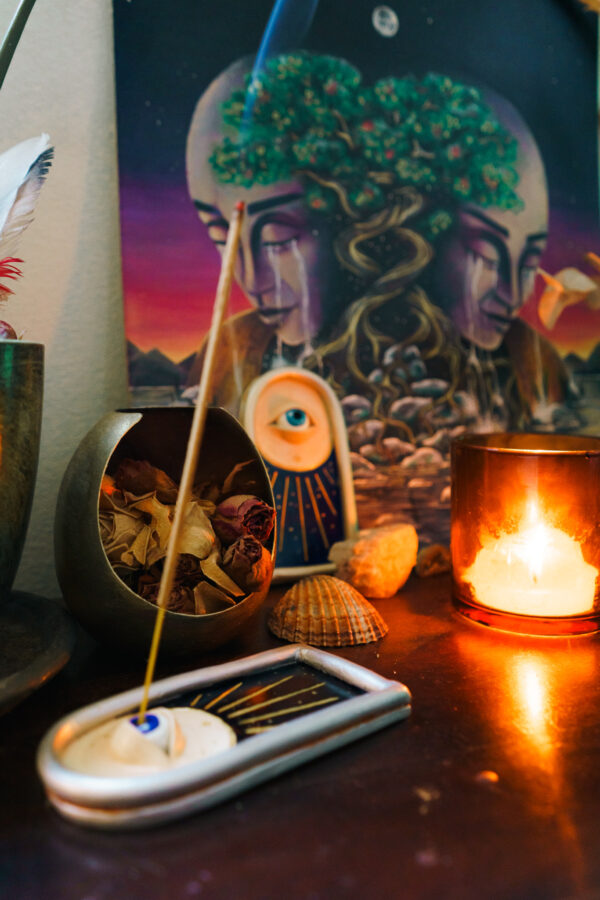 Handmade clay dish & Incense Burner "Midnight Black" - Image 3